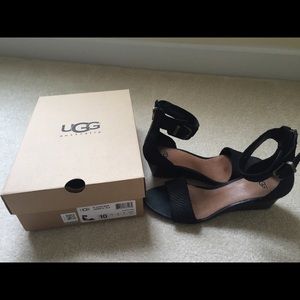 Ugh black sandals